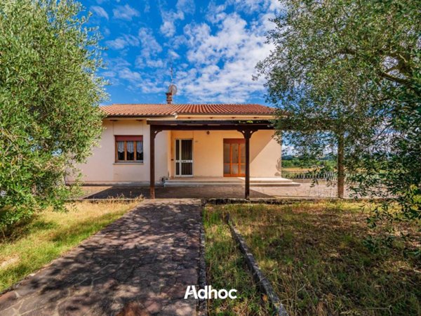 casa indipendente in vendita a Montefelcino in zona Sterpeti