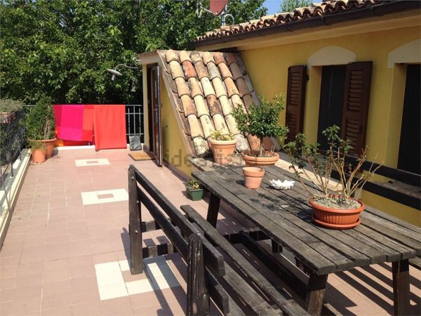 casa indipendente in vendita a Montefelcino