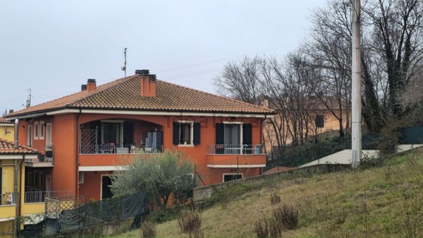 appartamento in vendita a Montefelcino in zona Ponte degli Alberi