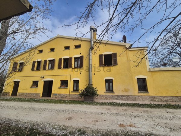 casa indipendente in vendita a Montefelcino in zona Monteguiduccio