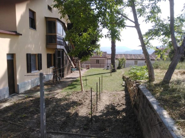 casa indipendente in vendita a Montefelcino in zona Ville