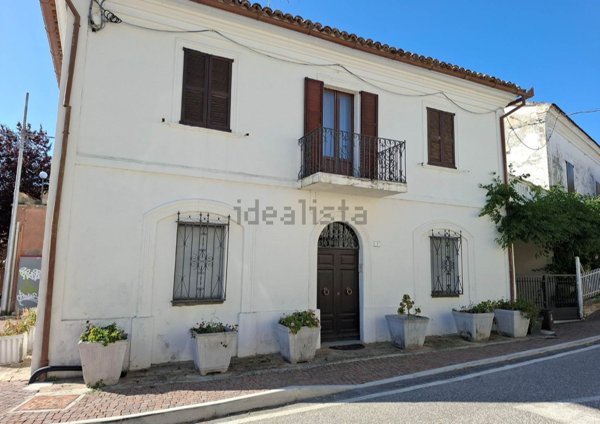 casa indipendente in vendita a Montefelcino in zona Sterpeti