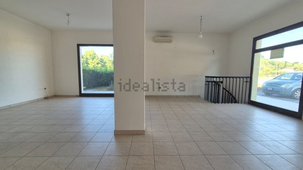 ufficio in vendita a Montefelcino in zona Ponte degli Alberi