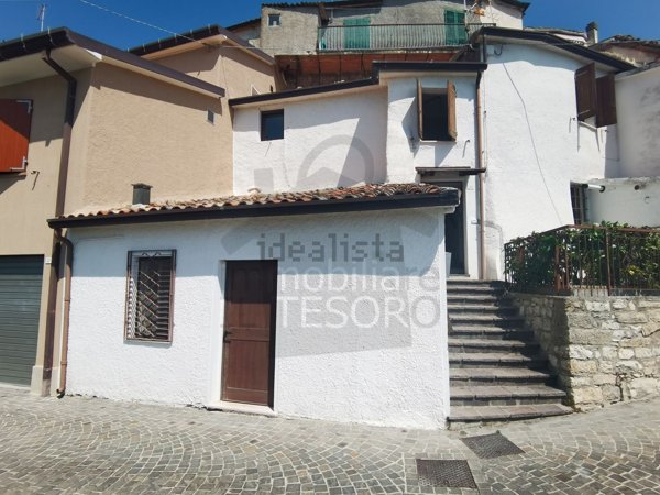 casa indipendente in vendita a Monte Grimano Terme