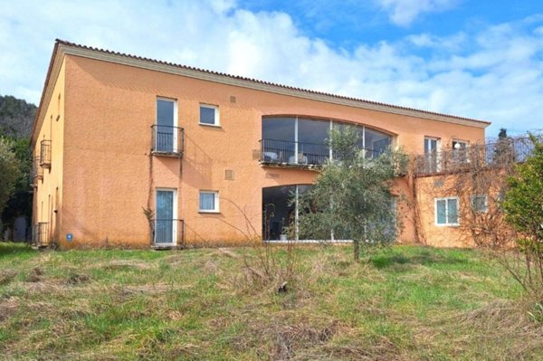 negozio in vendita a Monte Grimano Terme in zona Savignano Monte Tassi