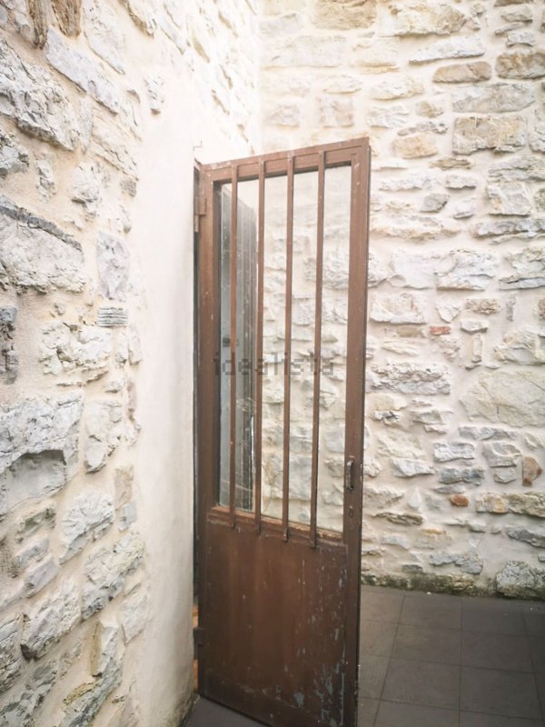 casa indipendente in vendita a Monte Grimano Terme in zona Savignano Monte Tassi
