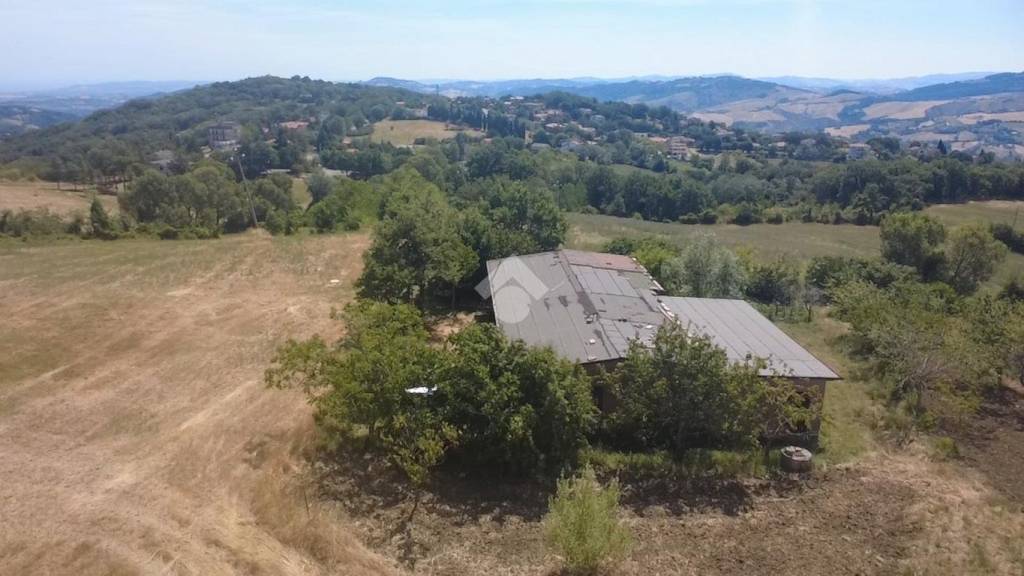 casa indipendente in vendita a Monte Grimano Terme in zona Savignano Monte Tassi