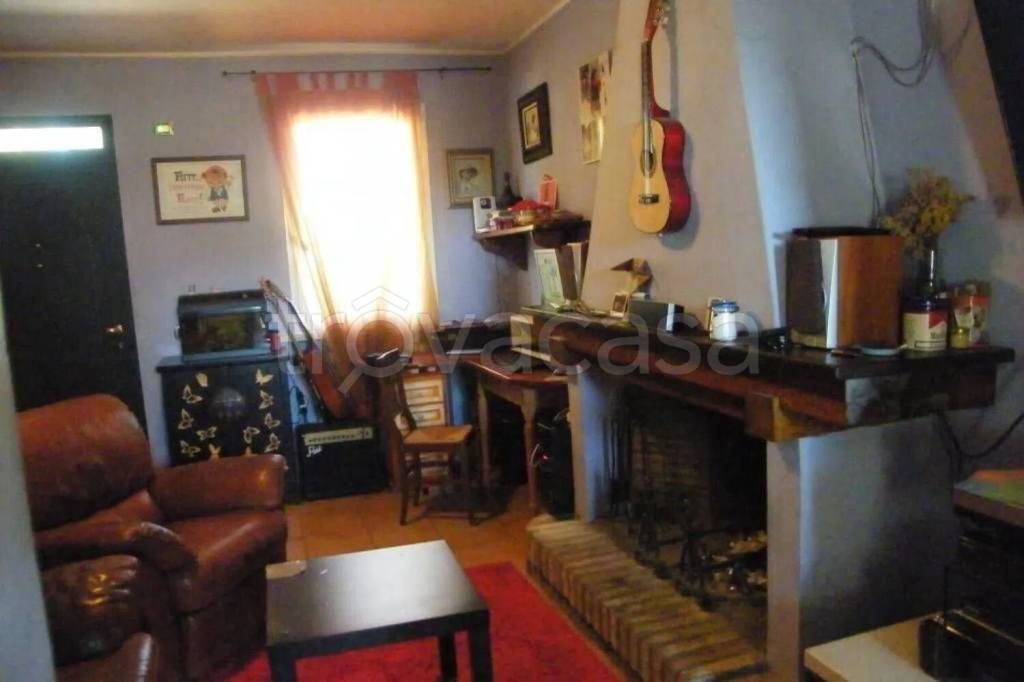 casa indipendente in vendita a Montelabbate