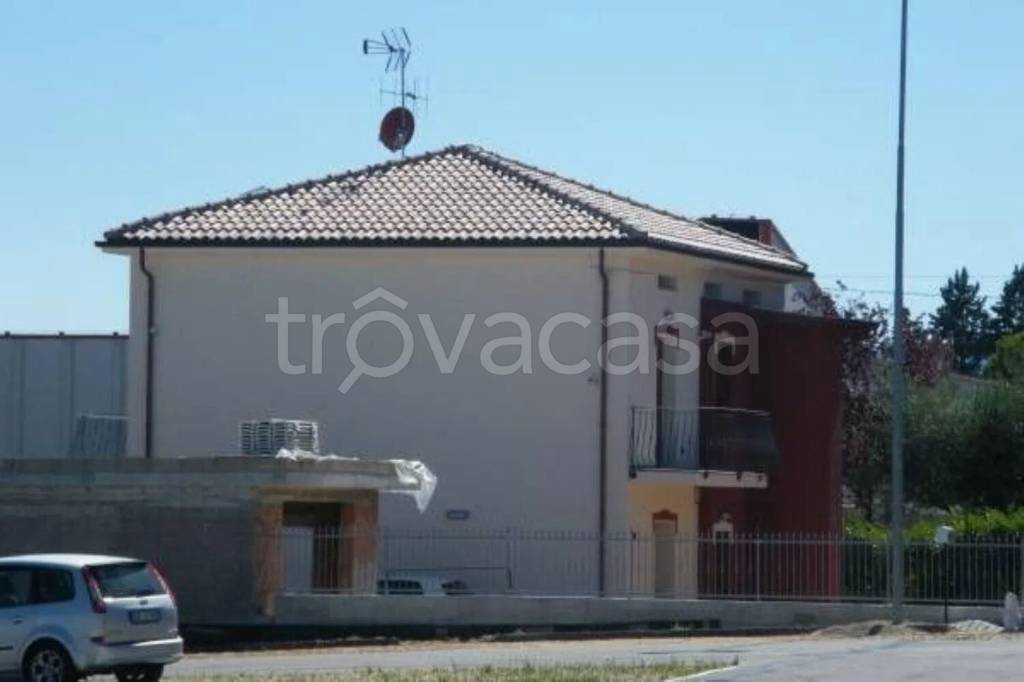 casa indipendente in vendita a Montelabbate in zona Osteria Nuova