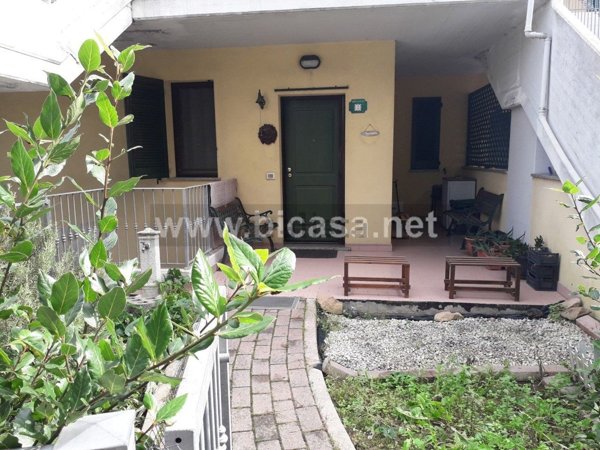appartamento in vendita a Montelabbate in zona Apsella