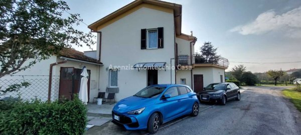 casa indipendente in vendita a Montelabbate in zona Osteria Nuova
