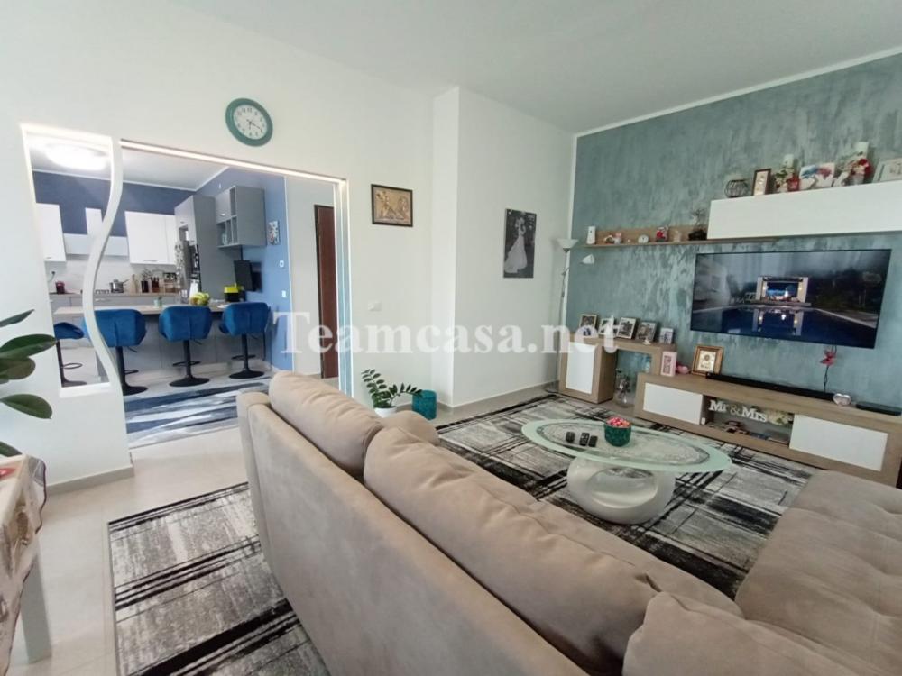 casa indipendente in vendita a Montelabbate in zona Apsella