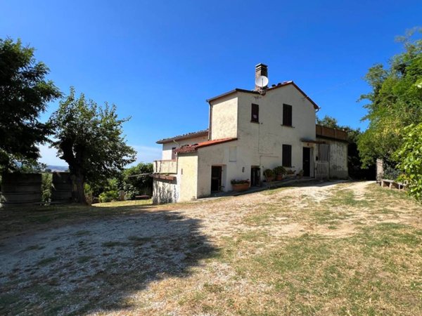 casa indipendente in vendita a Montelabbate in zona Farneto