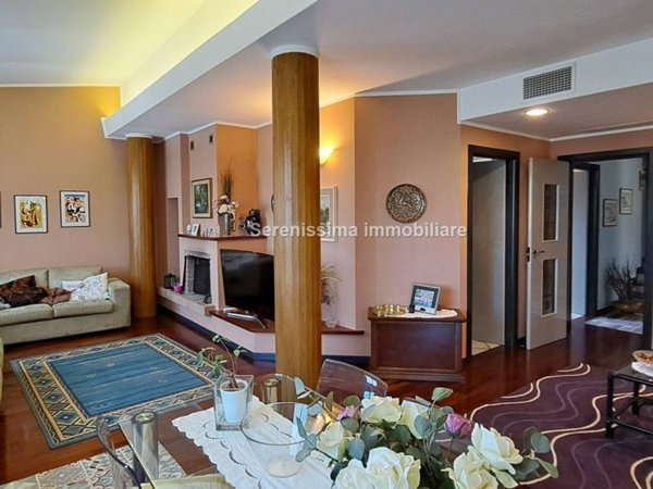 casa indipendente in vendita a Montelabbate