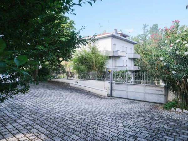 appartamento in vendita a Montelabbate in zona Apsella
