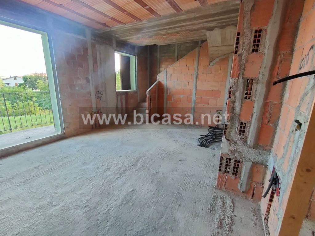 casa indipendente in vendita a Montelabbate