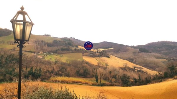 casale in vendita a Montelabbate in zona Apsella