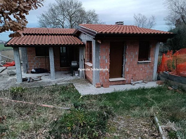 casa indipendente in vendita a Montelabbate in zona Osteria Nuova