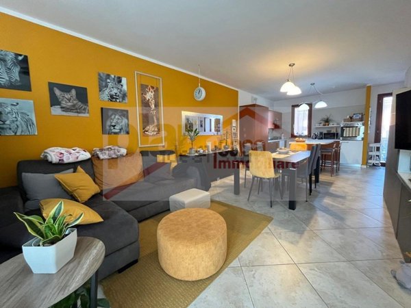 appartamento in vendita a Montelabbate