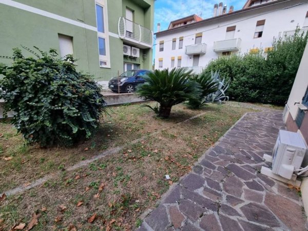 casa indipendente in vendita a Montelabbate