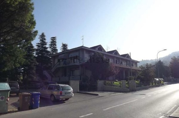 ufficio in vendita a Montelabbate