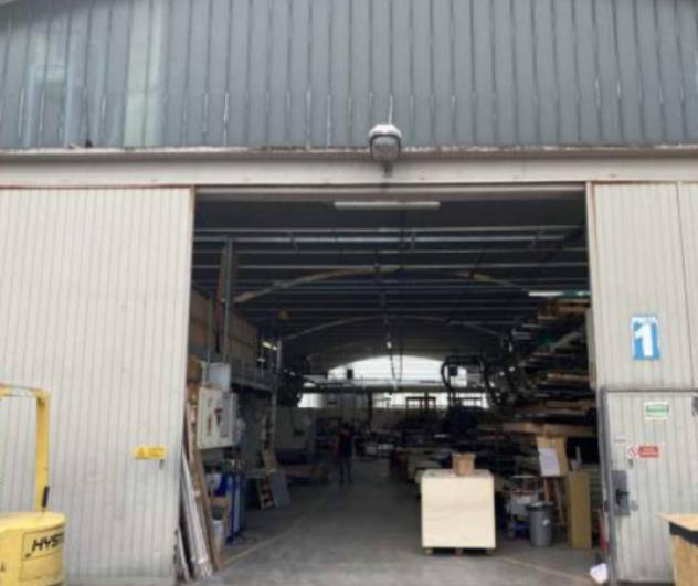 locale commerciale in vendita a Montelabbate