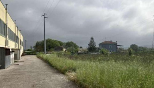 terreno edificabile in vendita a Montelabbate