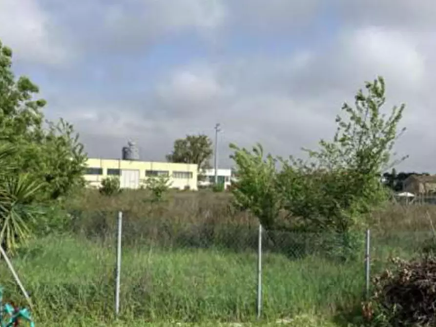 terreno edificabile in vendita a Montelabbate