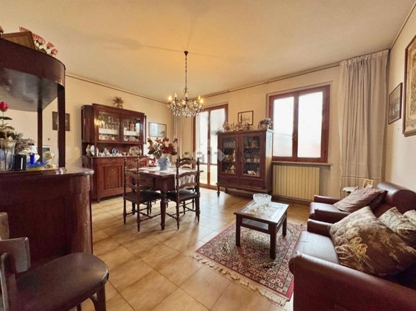 casa indipendente in vendita a Montelabbate