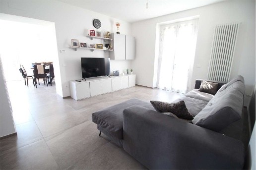 appartamento in vendita a Montelabbate in zona Osteria Nuova