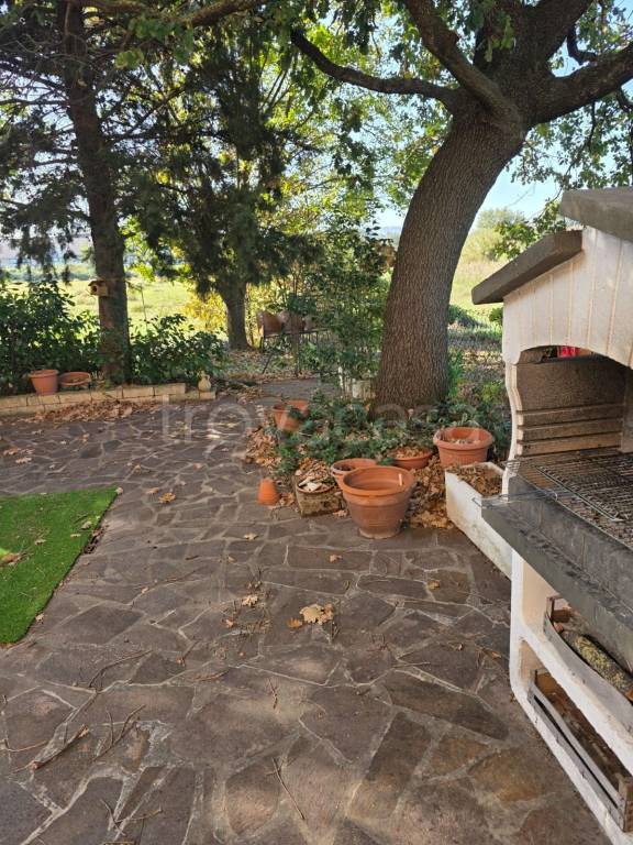 casa indipendente in vendita a Montelabbate