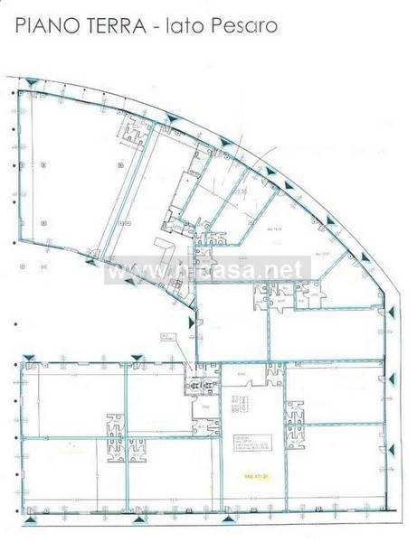 negozio in vendita a Montelabbate in zona Apsella