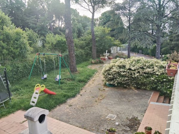casa indipendente in vendita a Montelabbate in zona Montelabbate