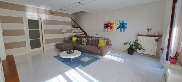 appartamento in vendita a Montelabbate in zona Montelabbate