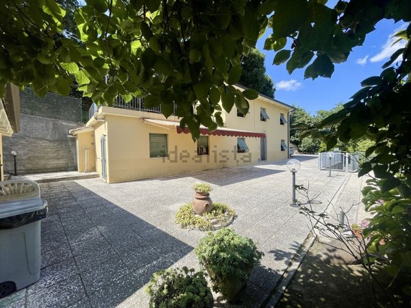 casa indipendente in vendita a Montelabbate