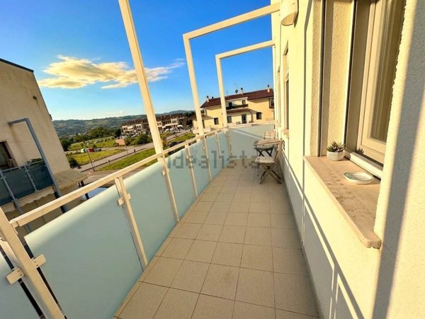 appartamento in vendita a Montelabbate in zona Osteria Nuova