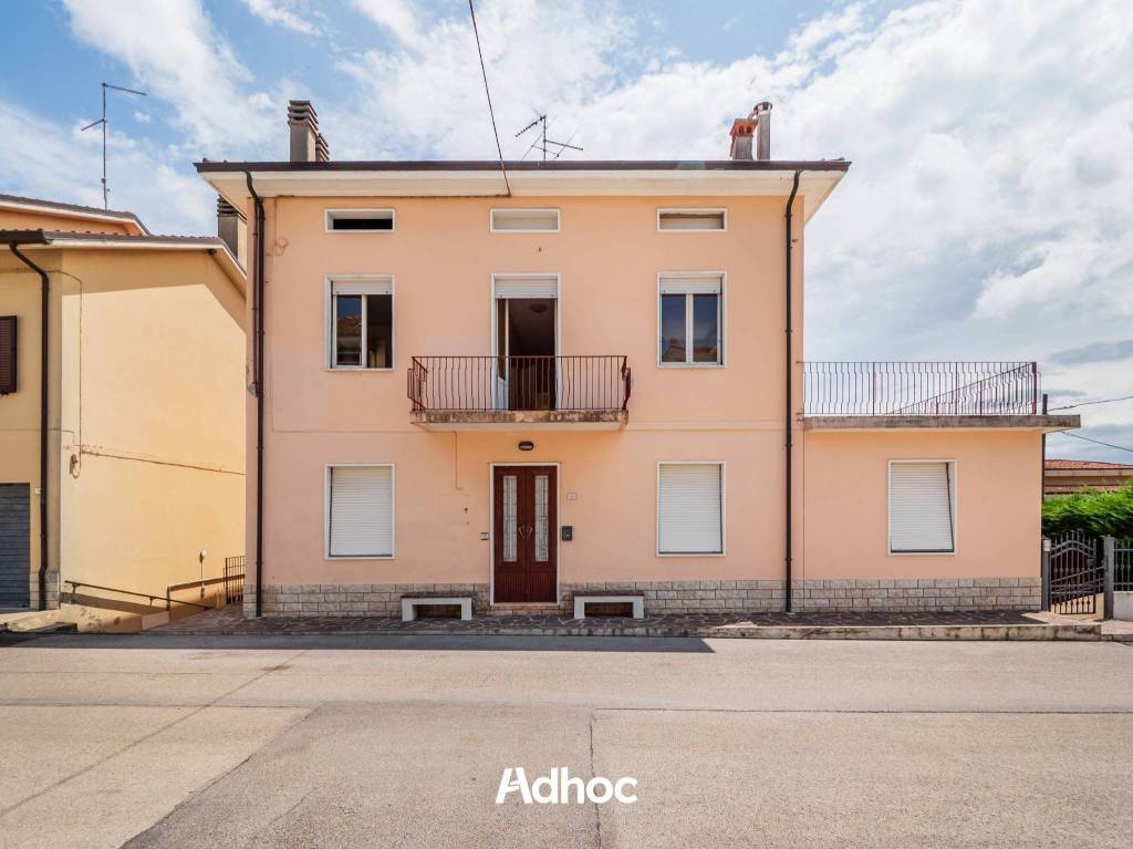 appartamento in vendita a Montelabbate in zona Osteria Nuova