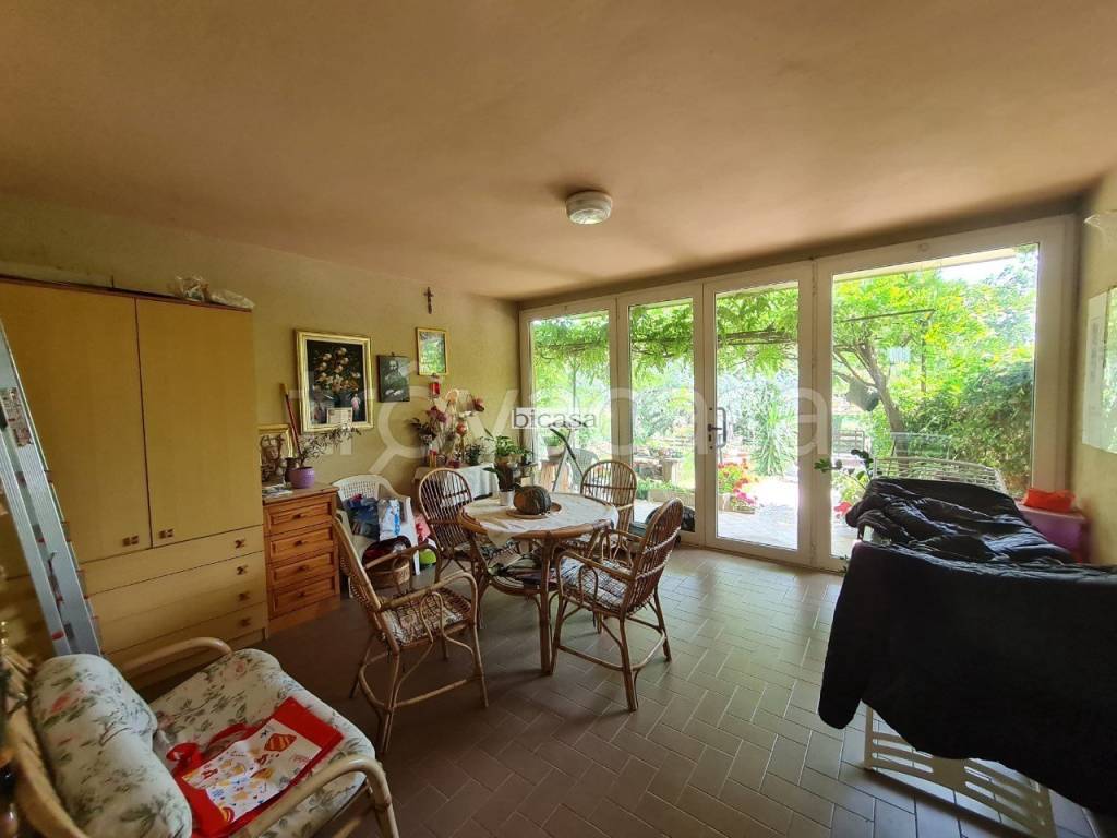 casa indipendente in vendita a Montelabbate in zona Apsella
