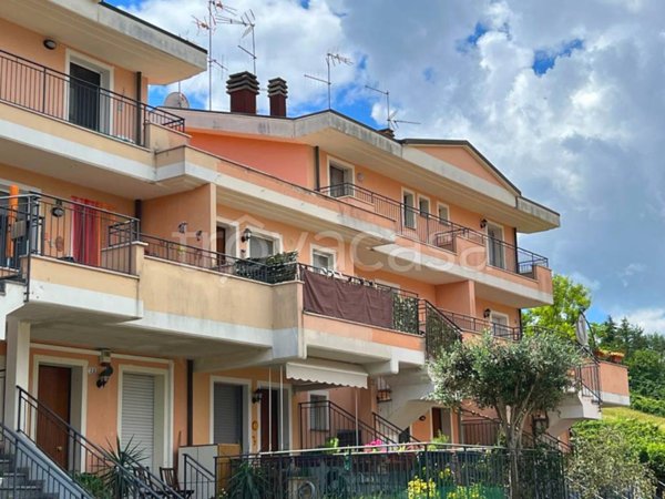 appartamento in vendita a Montelabbate in zona Apsella
