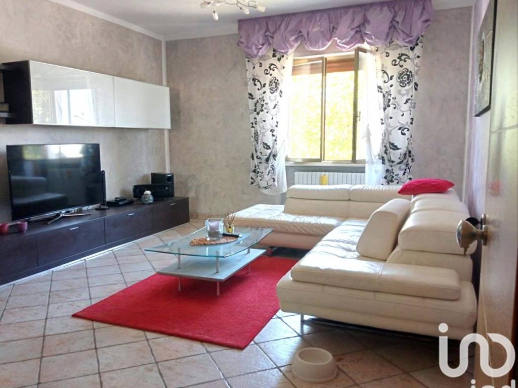 appartamento in vendita a Monte Porzio in zona Castelvecchio