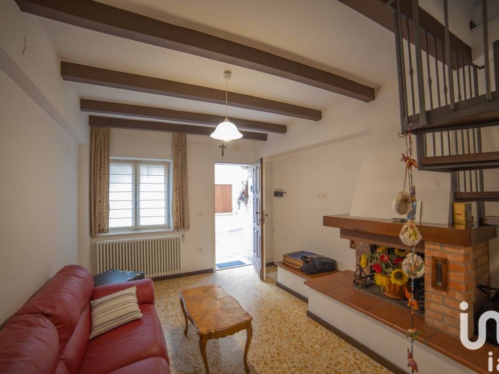 appartamento in vendita a Monte Porzio in zona Castelvecchio