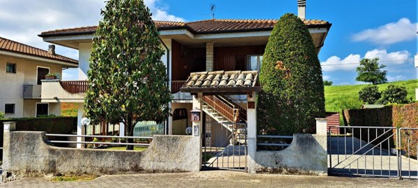 casa indipendente in vendita a Monte Porzio