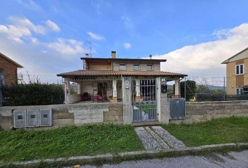 casa indipendente in vendita a Monte Porzio