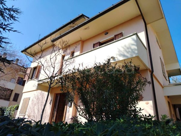 casa indipendente in vendita a Monte Porzio in zona Castelvecchio
