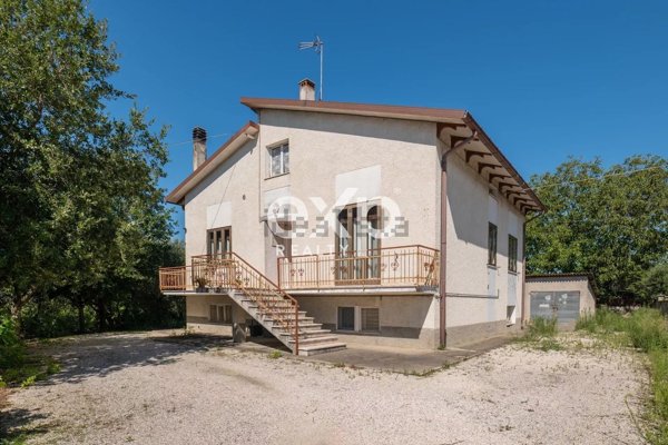 casa indipendente in vendita a Monte Porzio