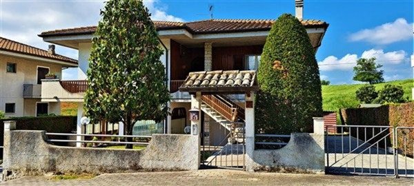 casa indipendente in vendita a Monte Porzio
