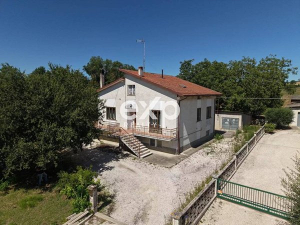 casa indipendente in vendita a Monte Porzio