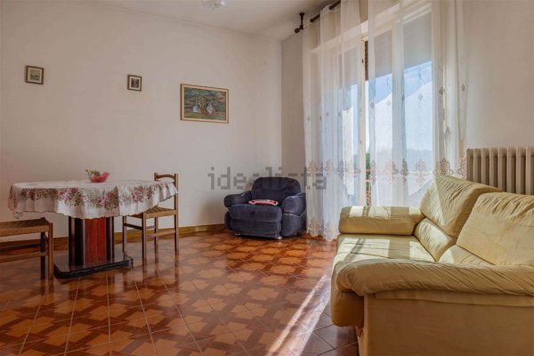 casa indipendente in vendita a Monte Porzio in zona Castelvecchio