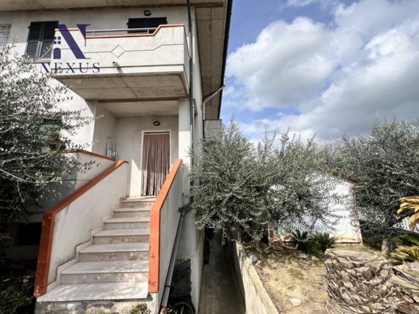 casa indipendente in vendita a Monte Porzio