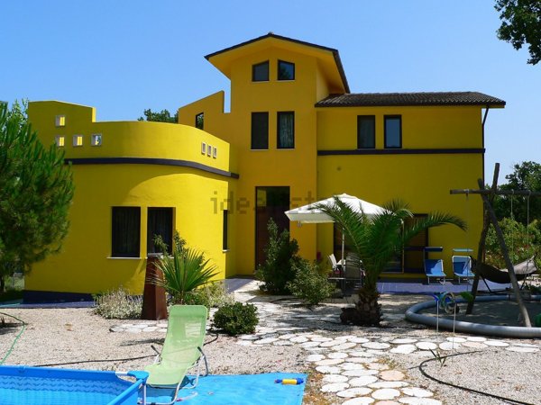 casa indipendente in vendita a Monte Porzio in zona Castelvecchio